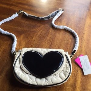 Betsy Johnson NWT Black Heart Crossbody *"